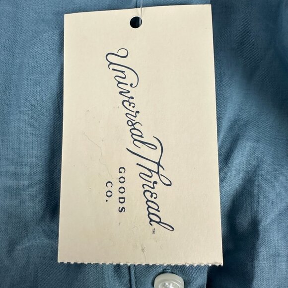 Universal Thread Women’s Blue Blouse L Button Front Lightweight Relaxed Fit - Picture 3 of 10